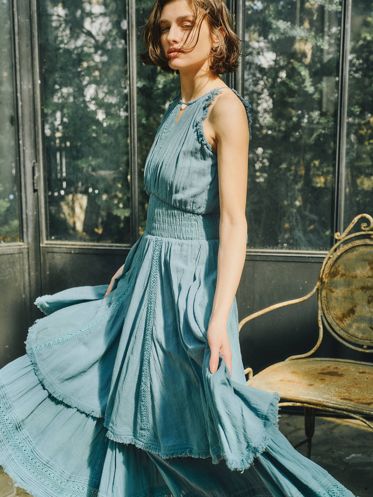 Indiaバックオープンティアードワンピース