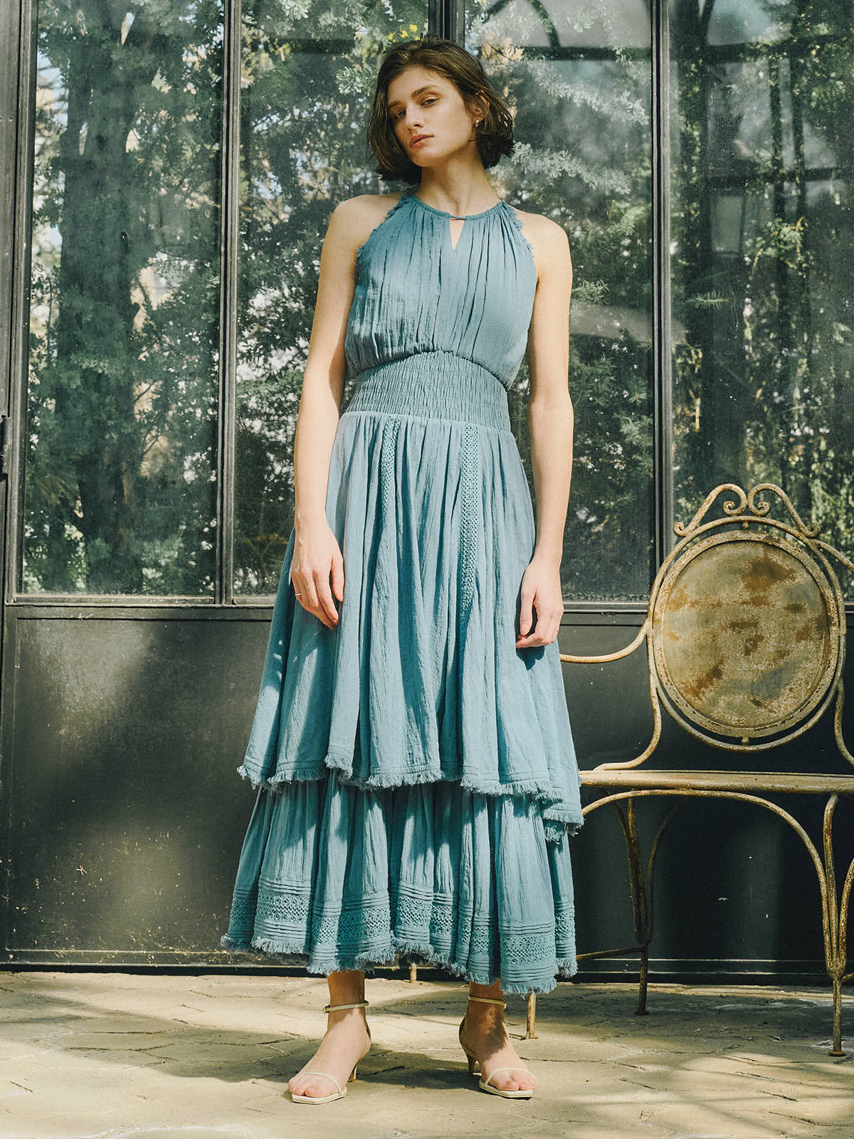 Indiaバックオープンティアードワンピース