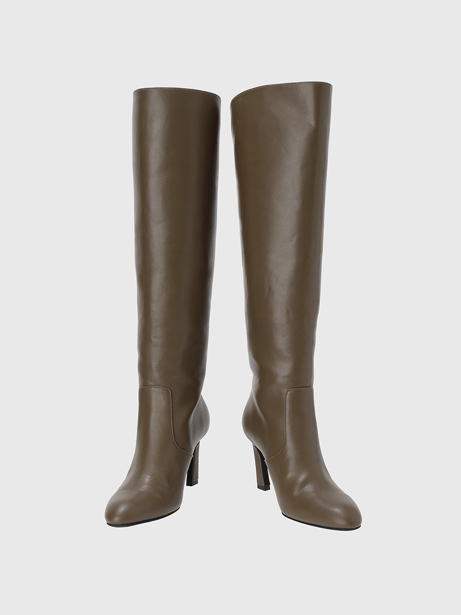 Knee-length boots