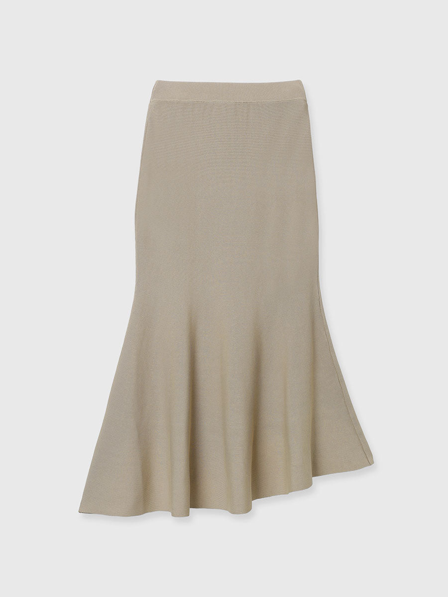 リュクスビスコースイレヘムニットスカート