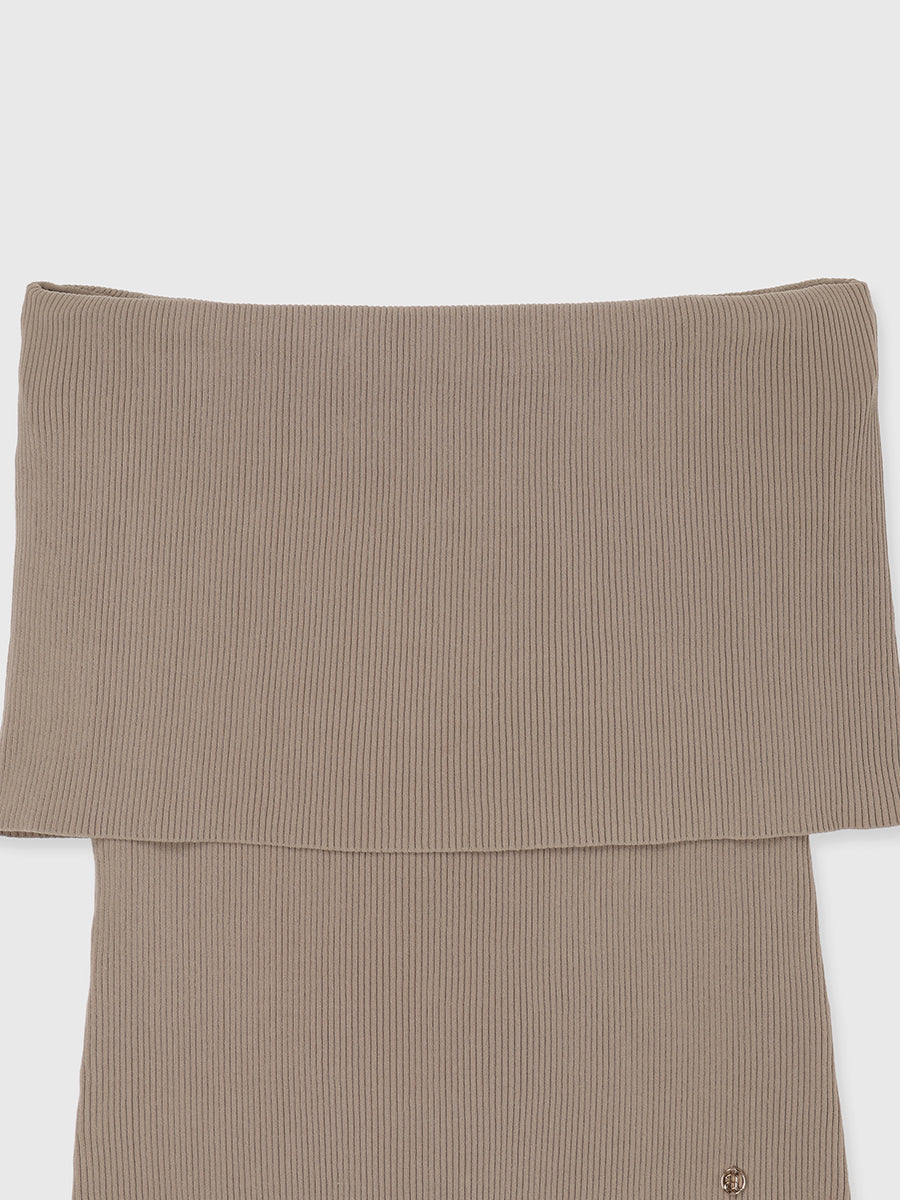 ソフトフィットオフショルニットトップス