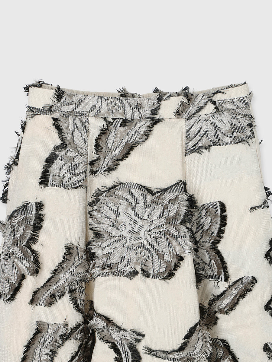 ボタニカルフラワーカットジャガードスカート