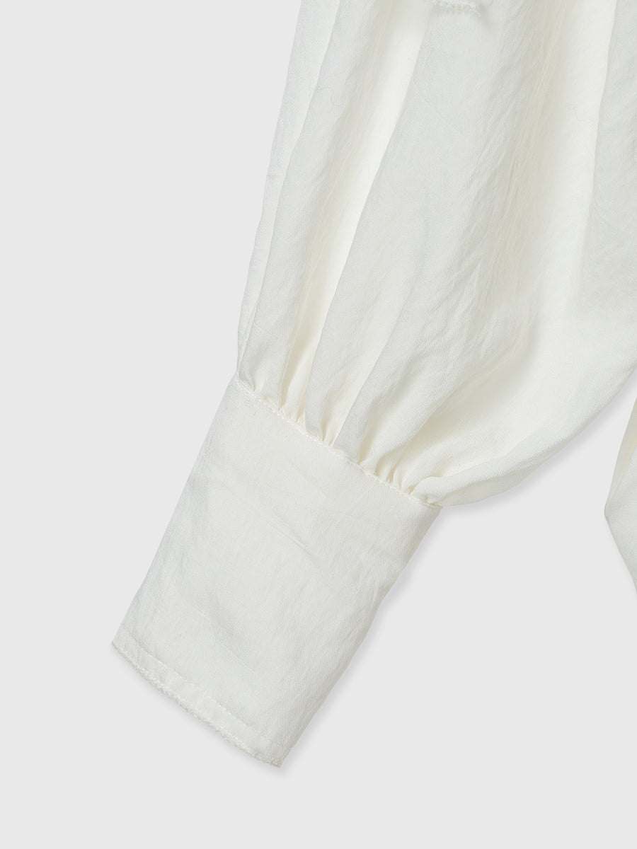 リンクルラッフルブラウス