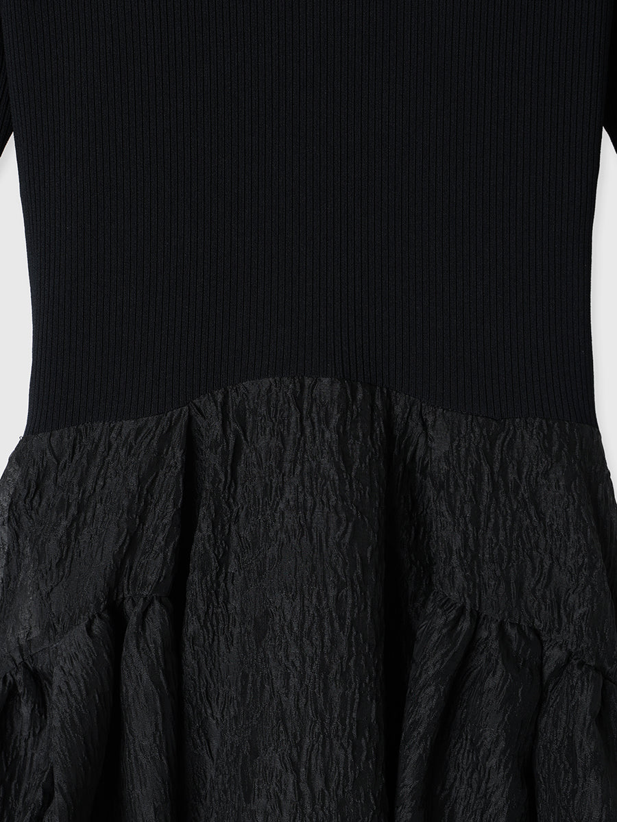 バックオープンカップインドッキングニットワンピース