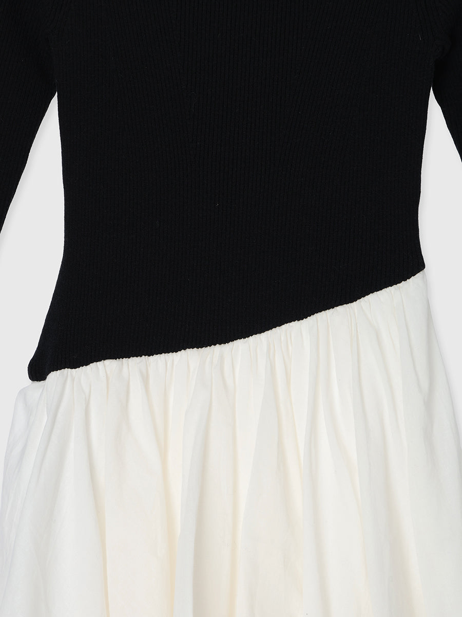 ボートネックイレギュラーヘムドッキングニットワンピース