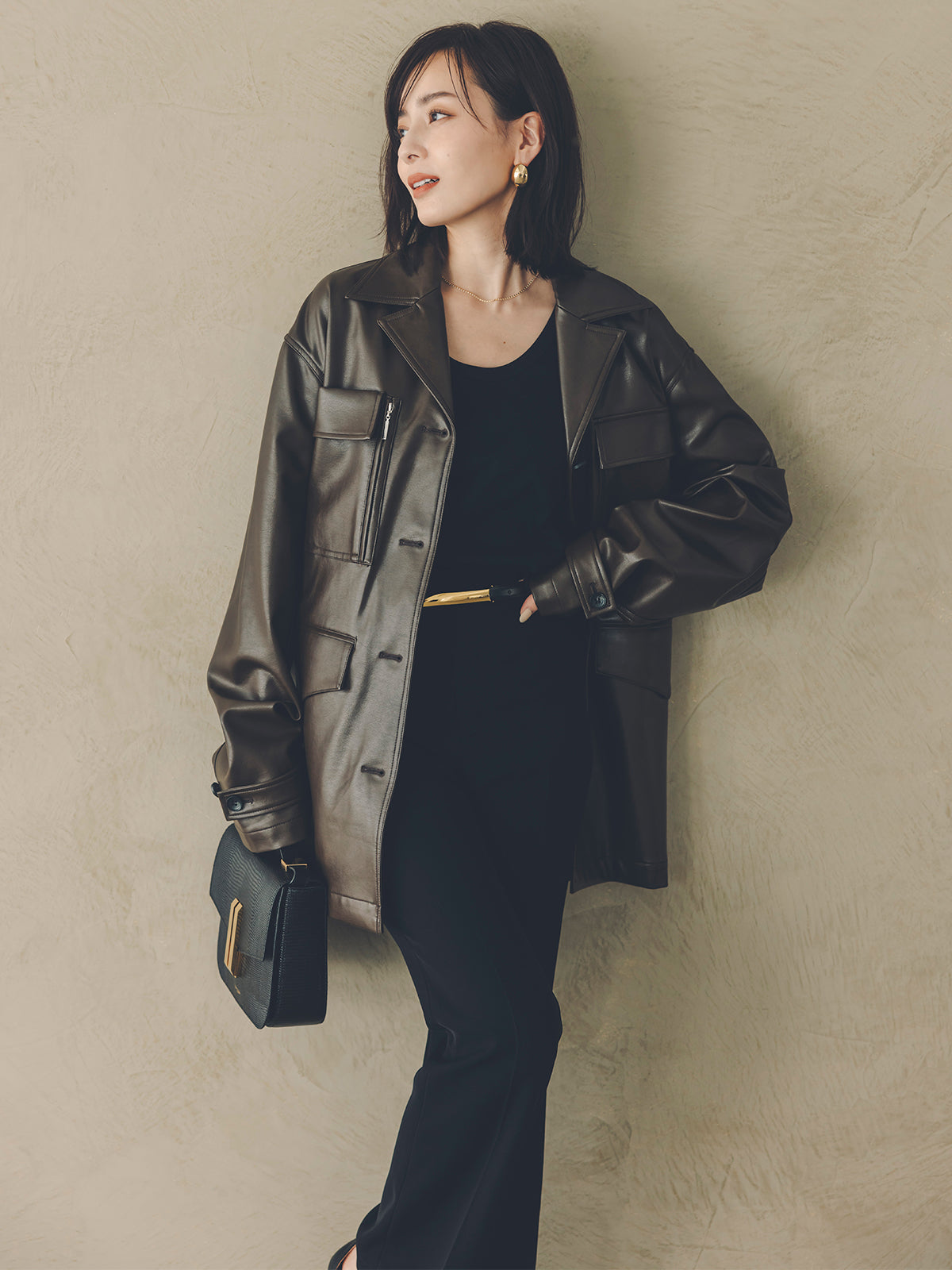 실크 터치 코튼 U넥 티