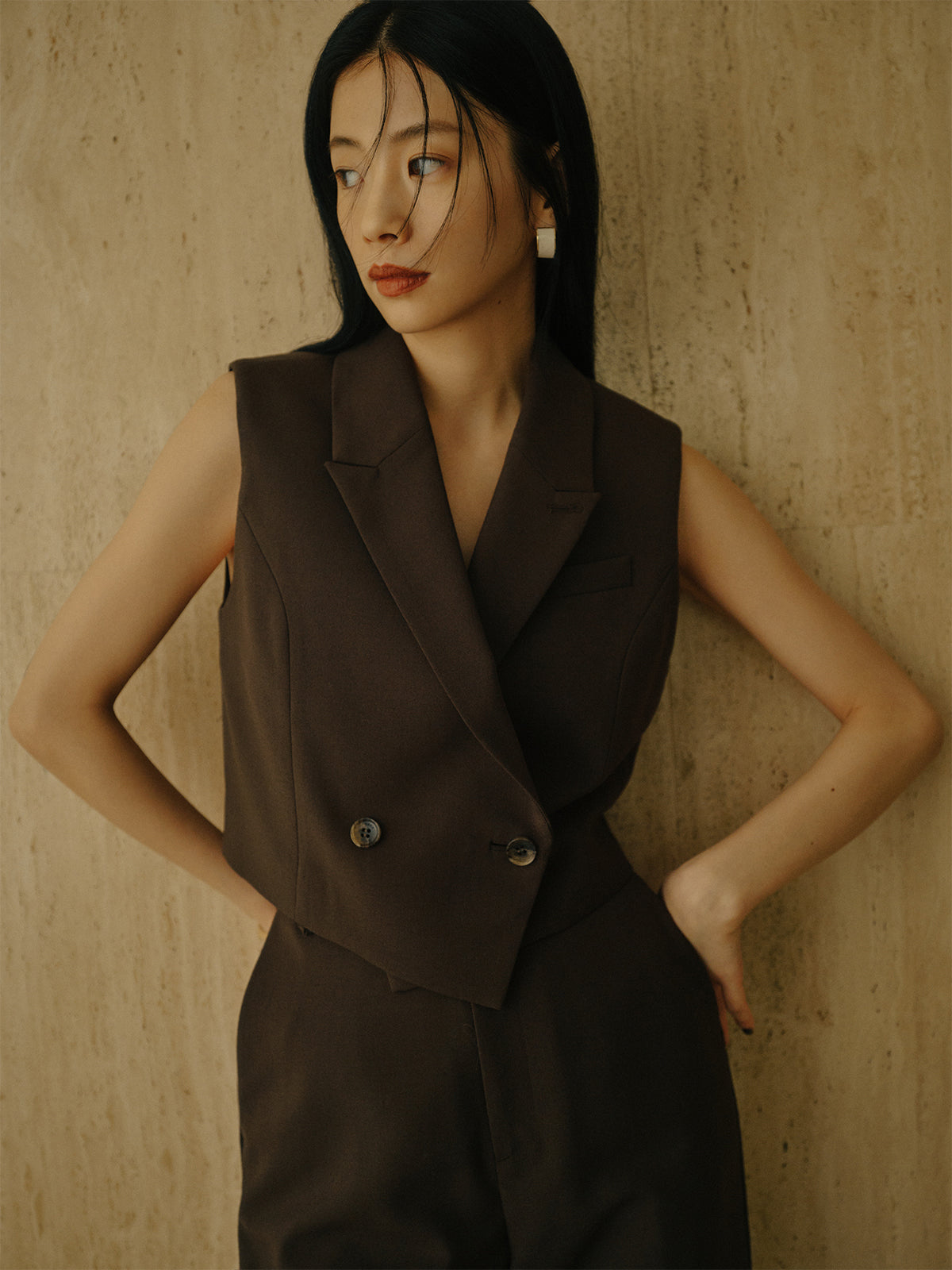 anuans ／ ジレ アニュアンス anuans ウールブレンドツイルオーバージレ （BLACK