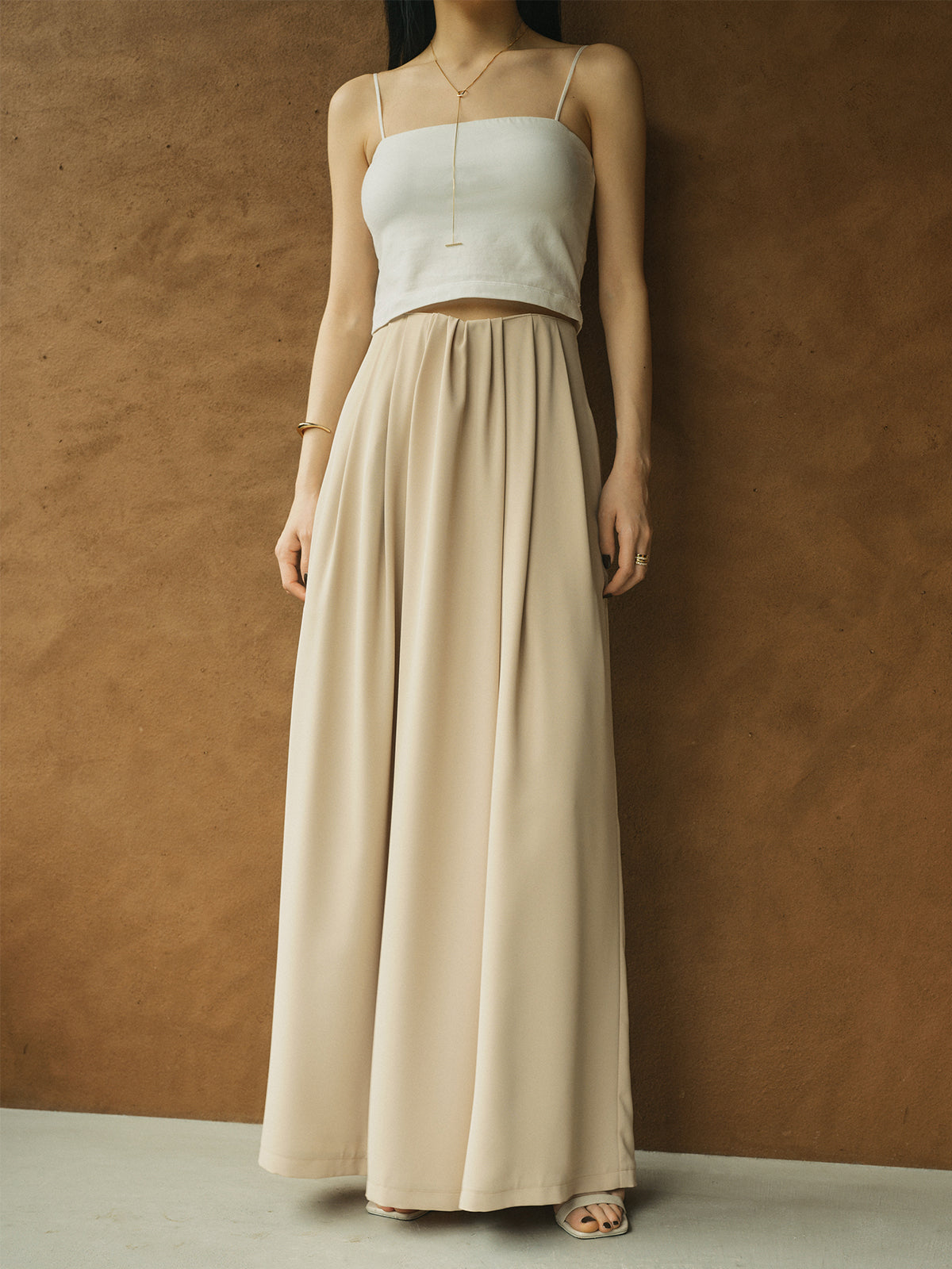 ライトダブルサテンハイウエストパンツ