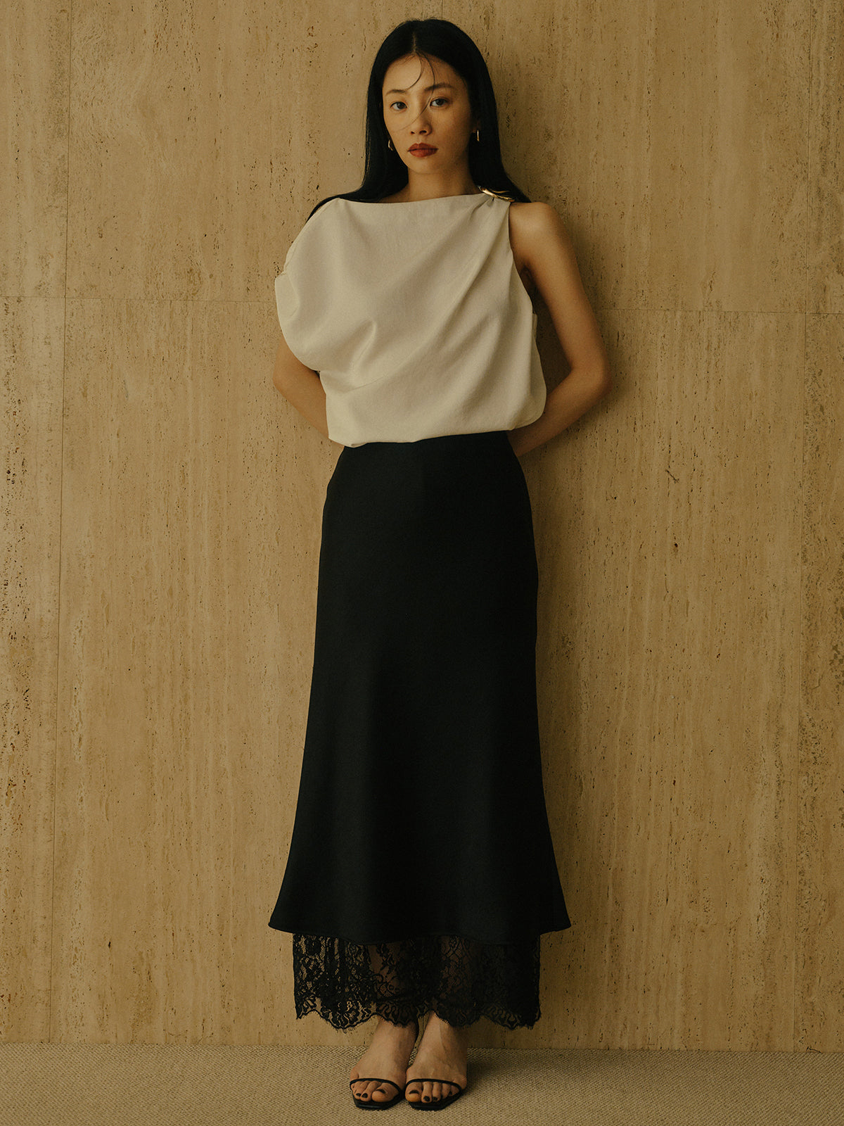レースレイヤードサテンナロースカート