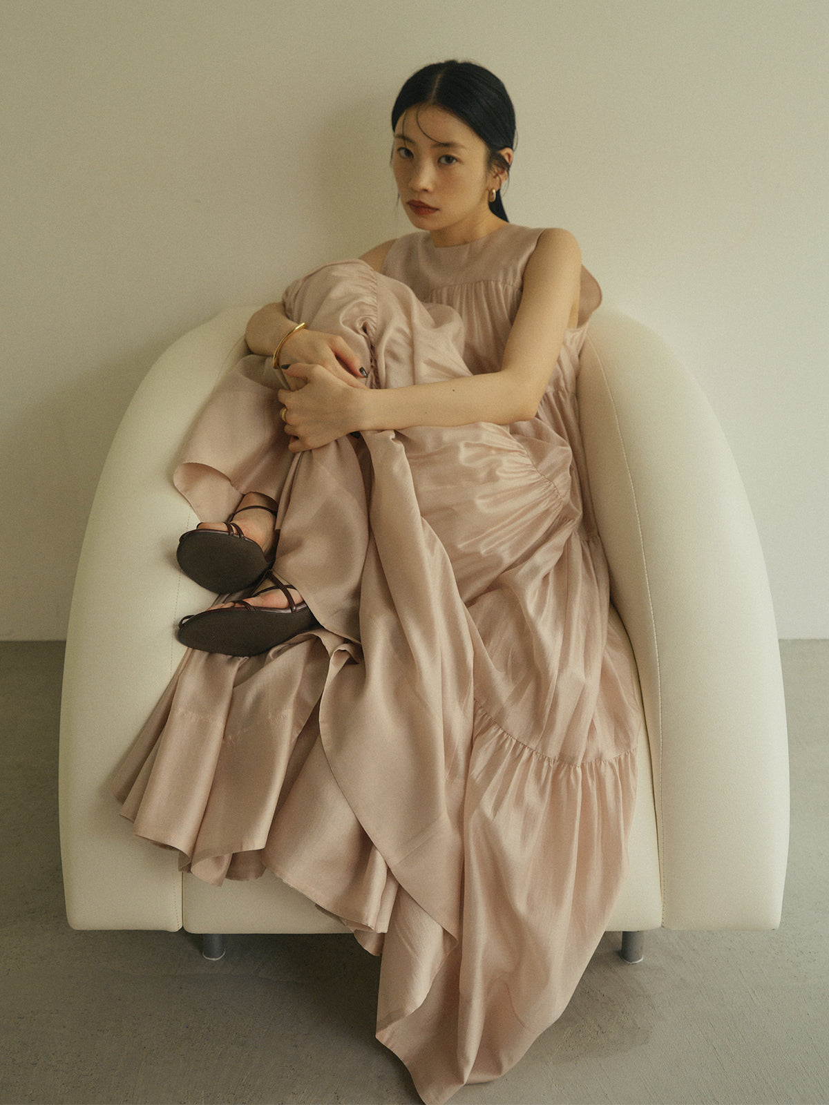 テンセルリッチオーガンティアードワンピース