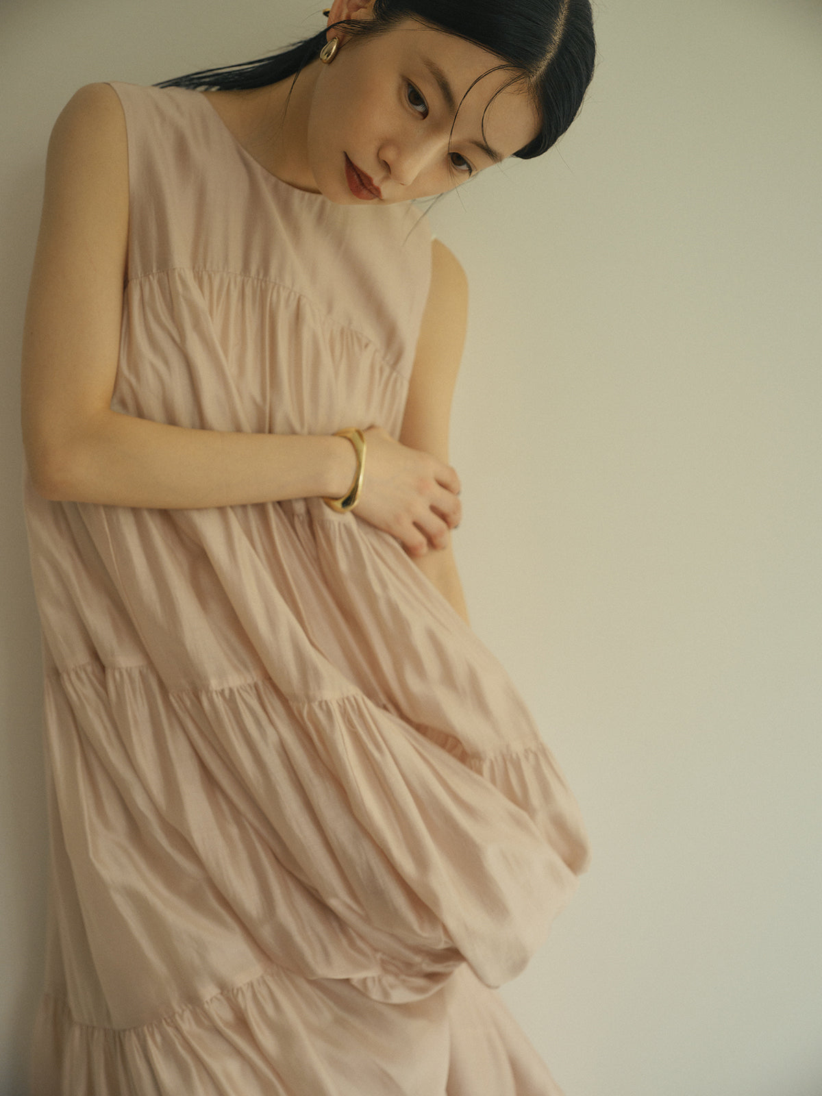 テンセルリッチオーガンティアードワンピース