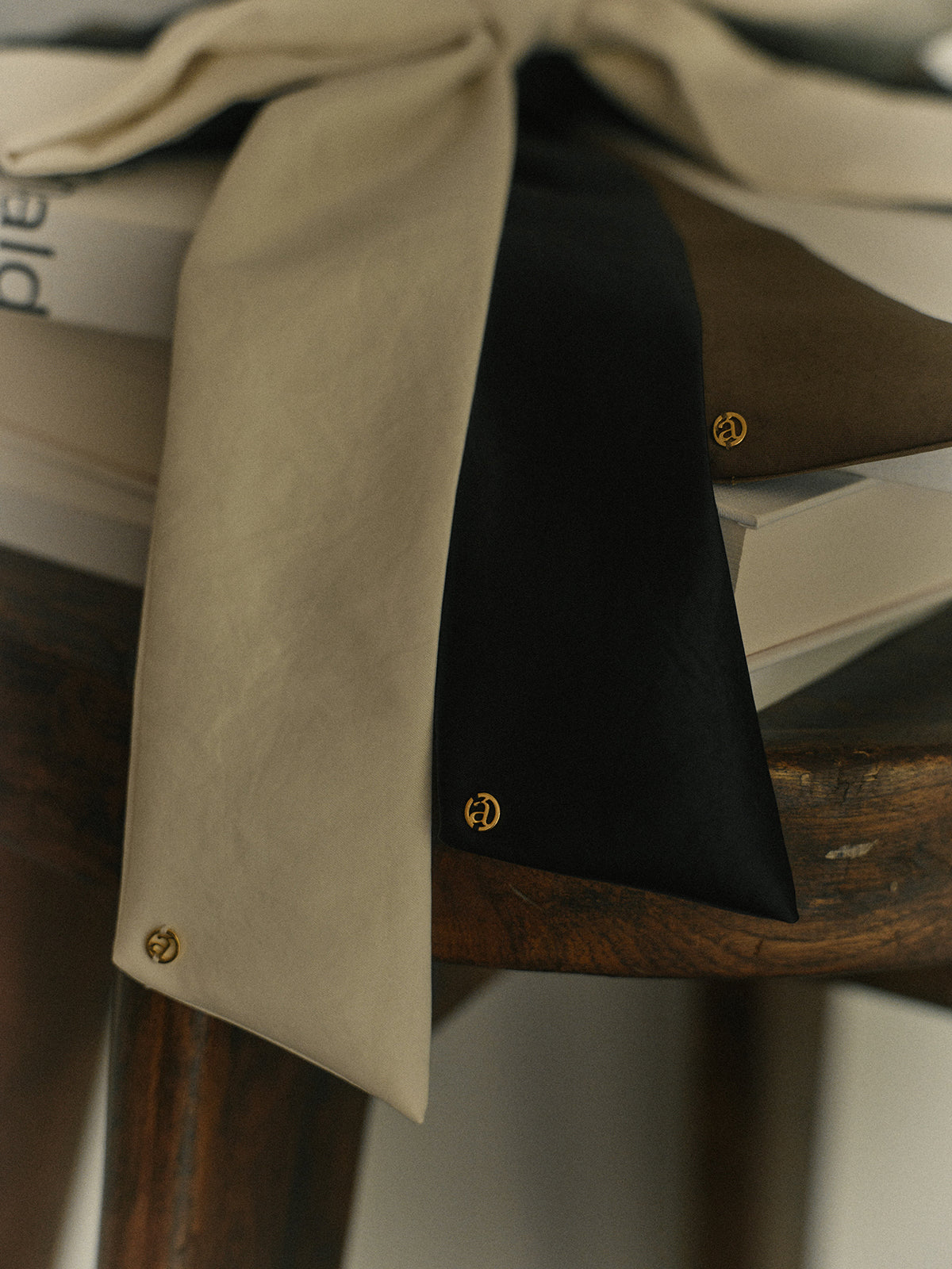 ヴィンテージサテンヘアリボン