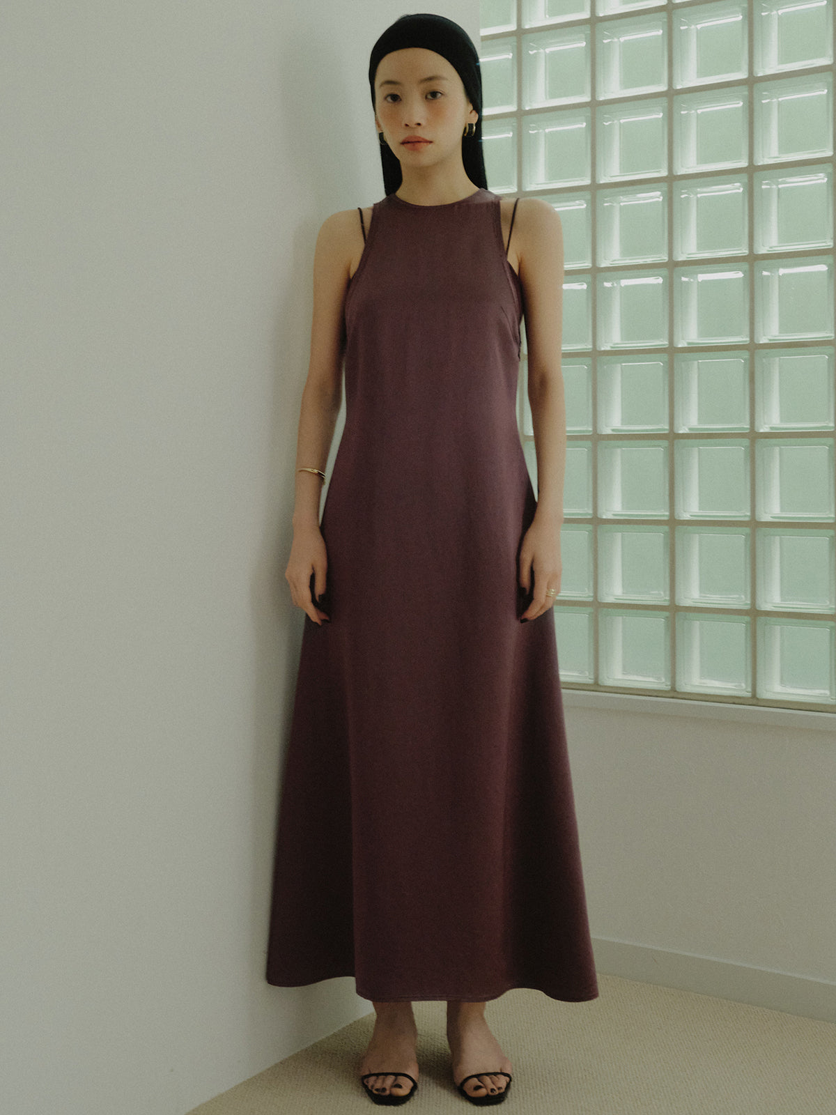 Satin Sleeveless One-piece Dress