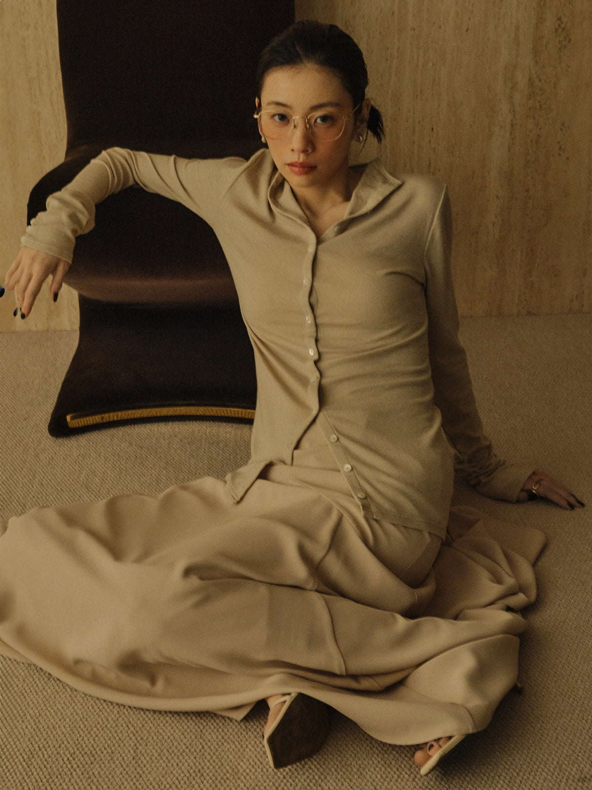 ライトダブルサテンボリュームナロースカート