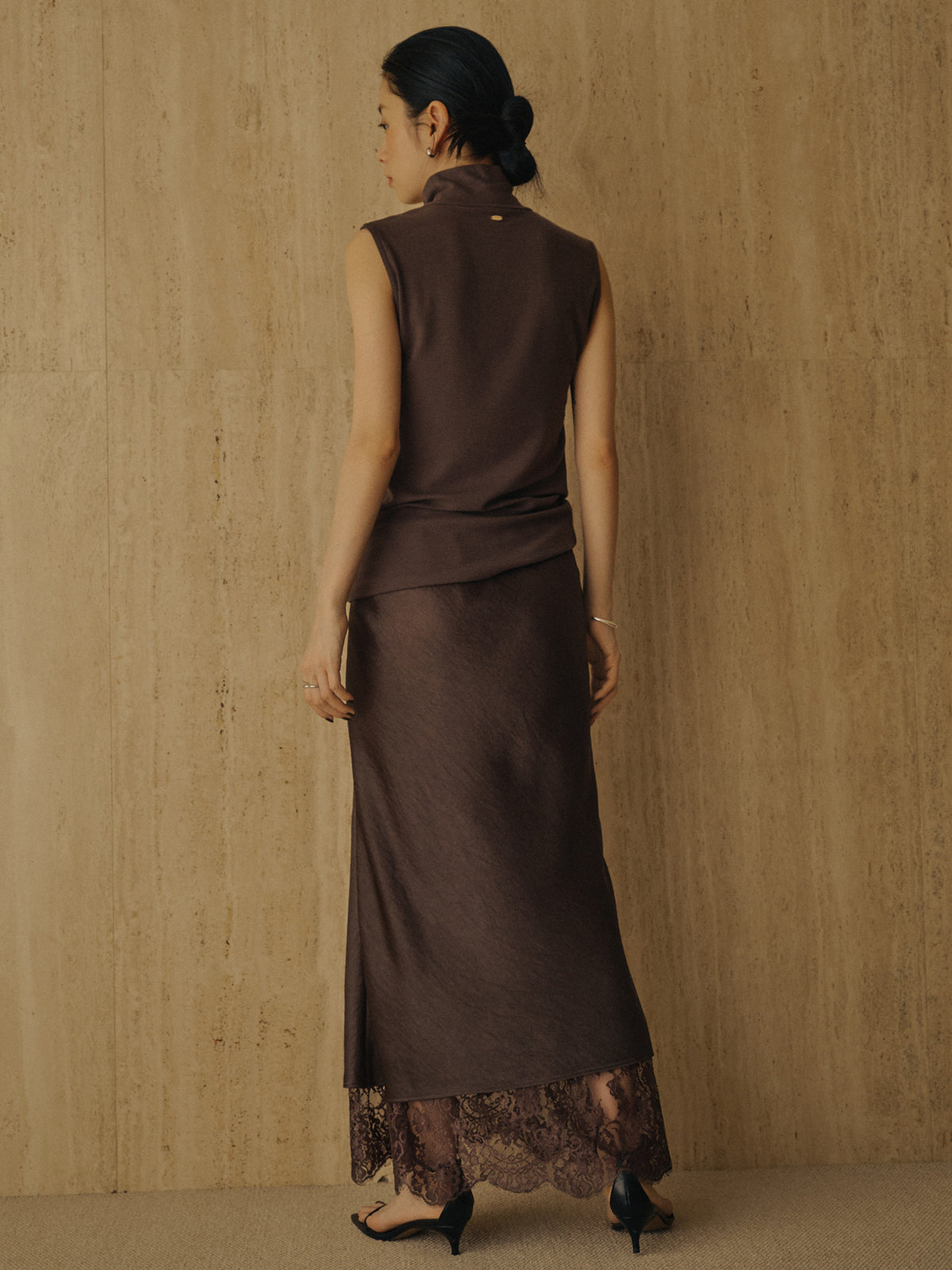 テンセルウールノースリーブカットトップス