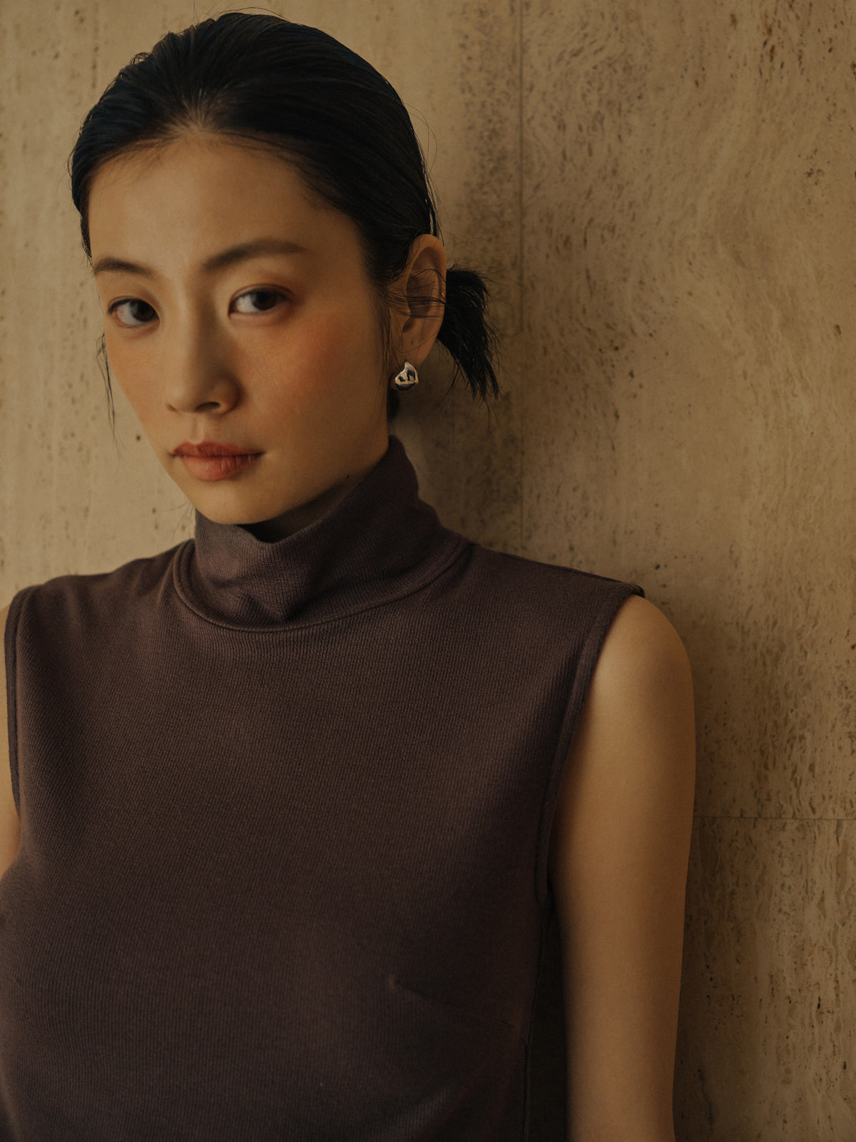 テンセルウールノースリーブカットトップス