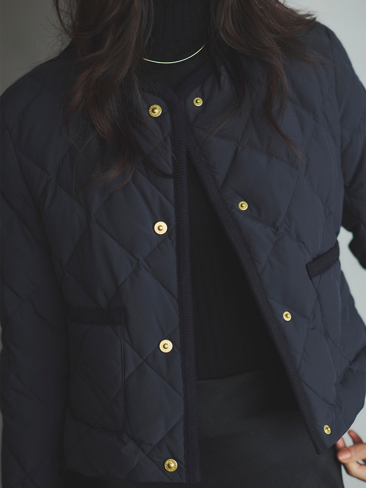 【TAION×anuans】ノーカラーキルティングショートダウン