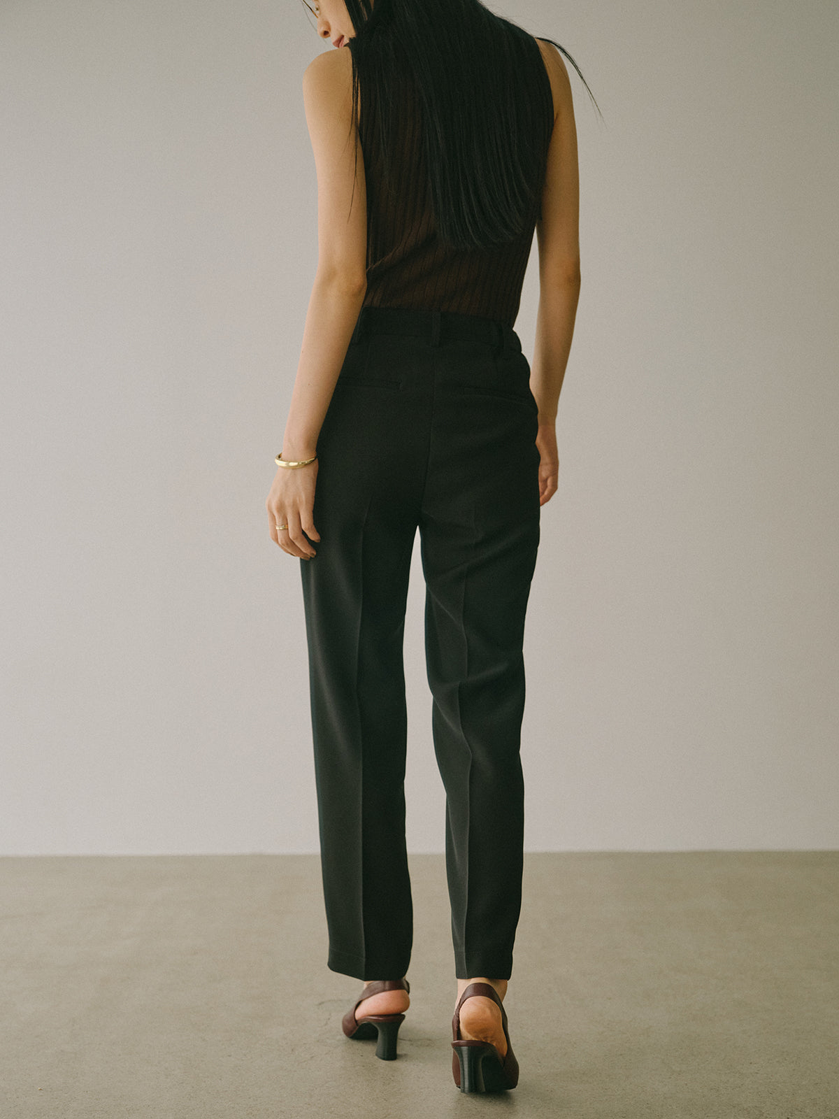 ハードツイルテーパードパンツ