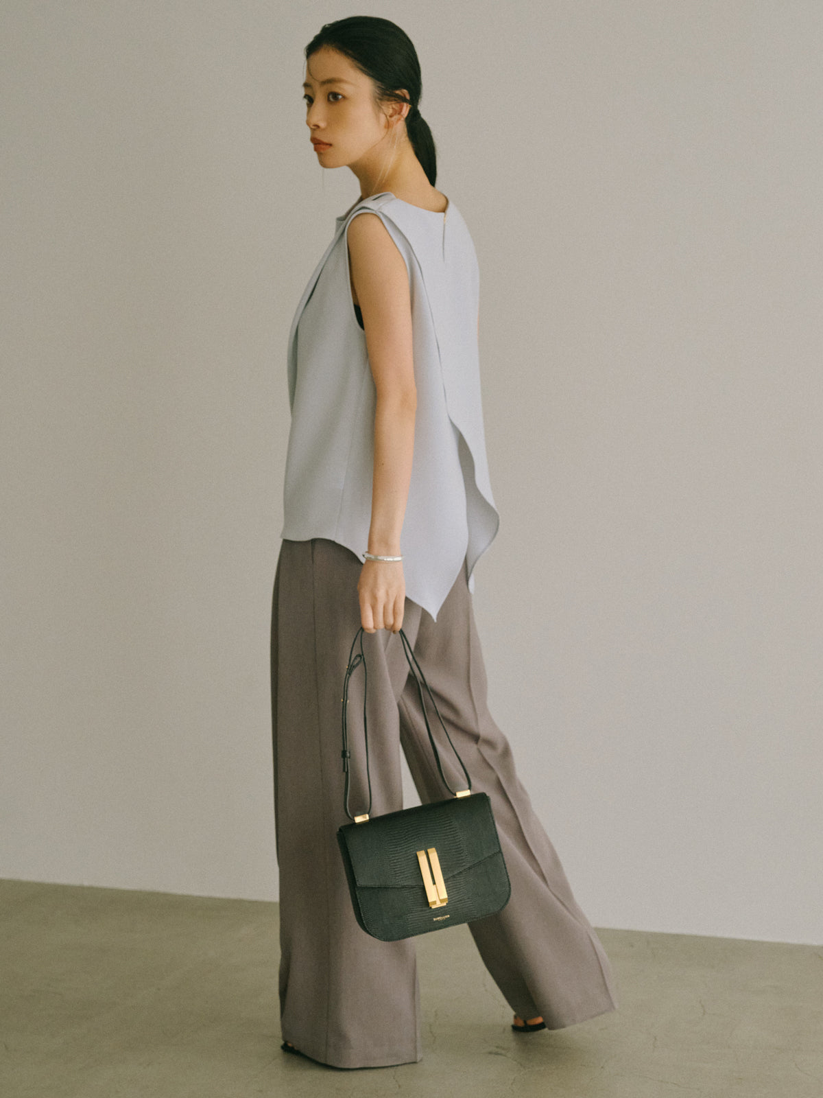 トリアセテートドレープブラウス