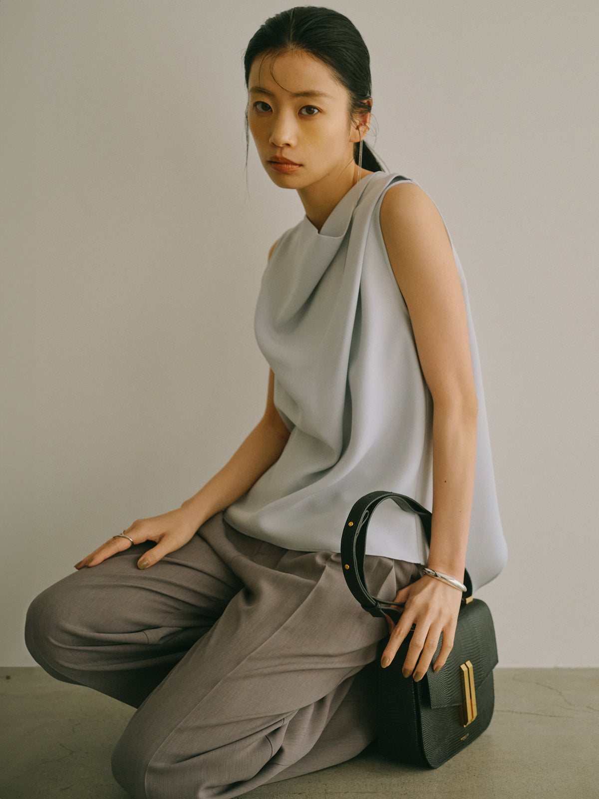 トリアセテートドレープブラウス