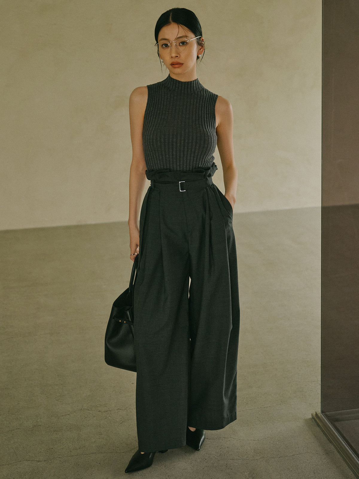 フリルタックワイドパンツ