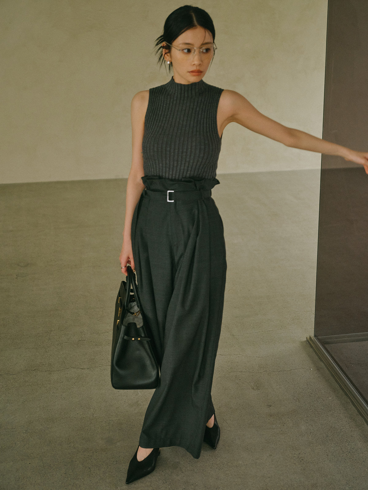 フリルタックワイドパンツ