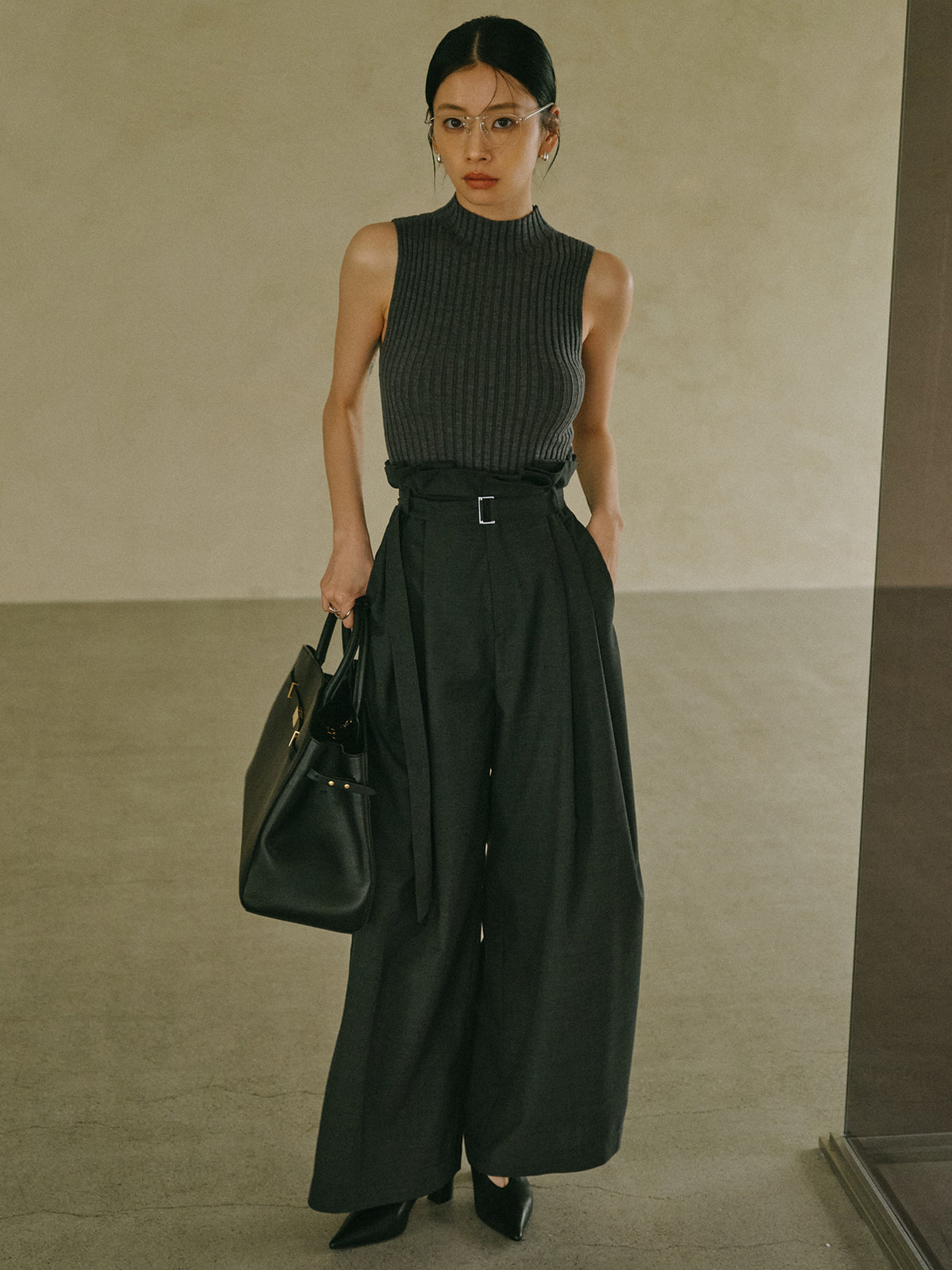 フリルタックワイドパンツ