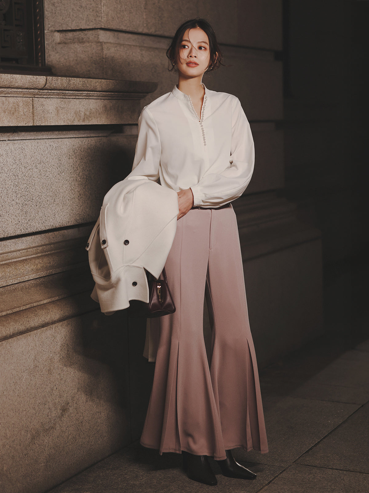 パールトリムブラウス