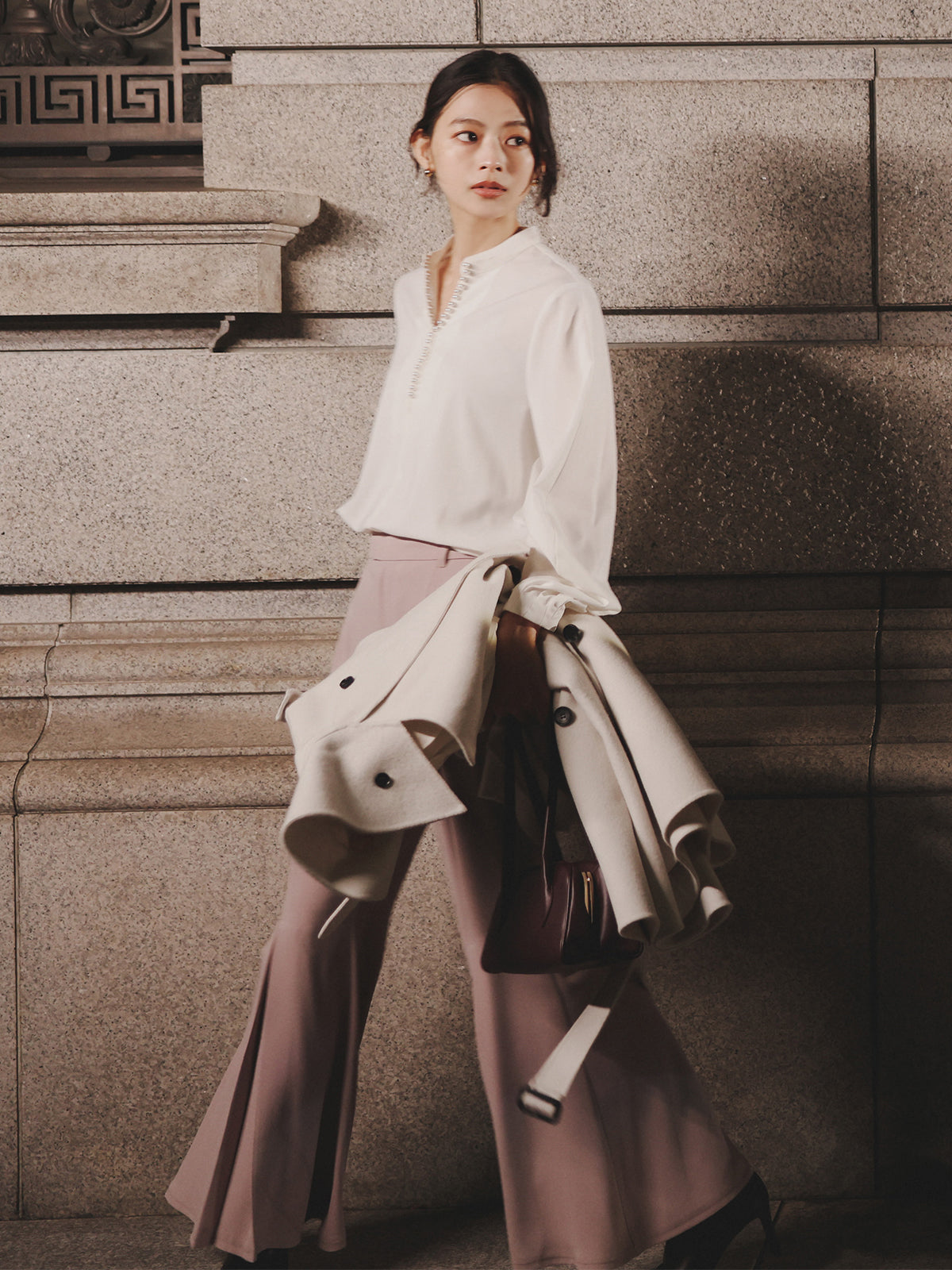 トリアセバックサテンフレアパンツ