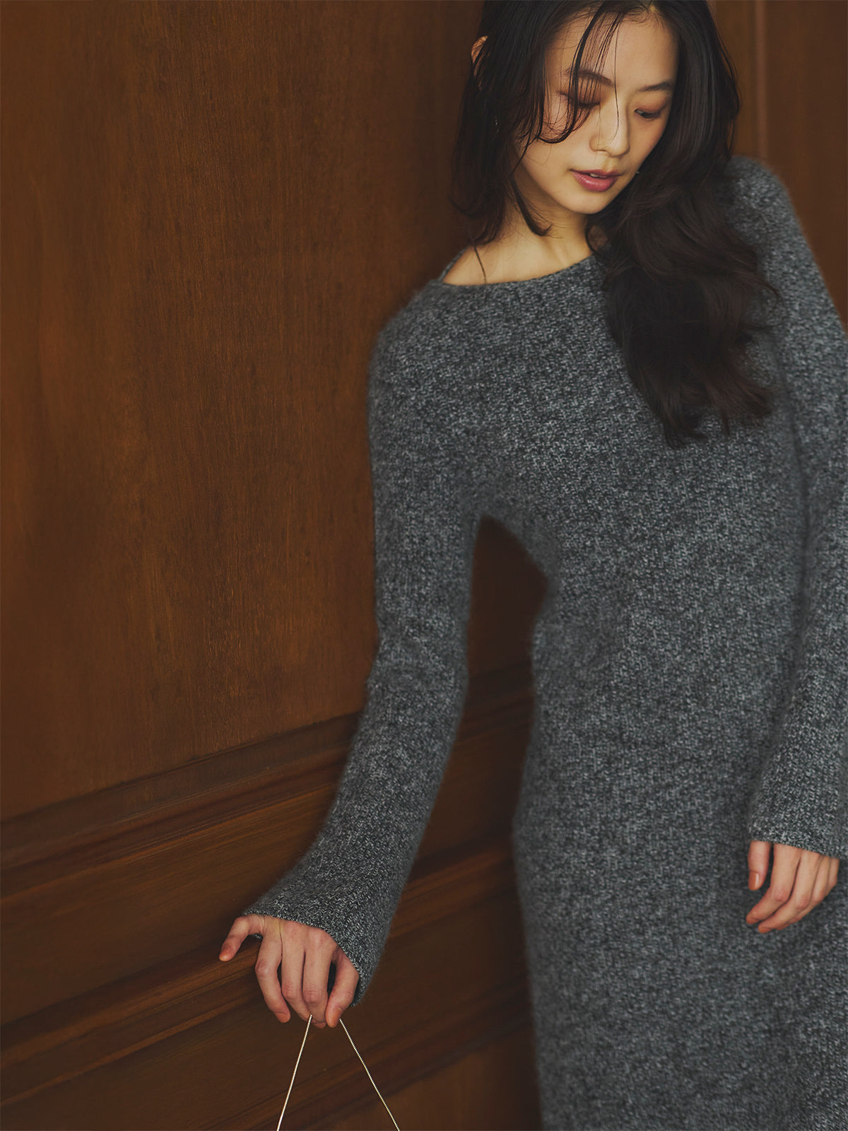 バックオープンレイヤーニットワンピース