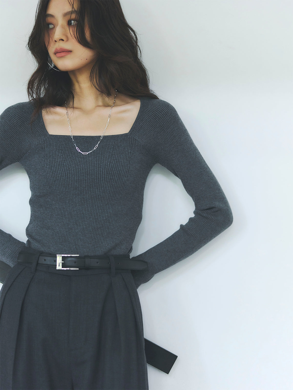 ベーシックタックワイドパンツ