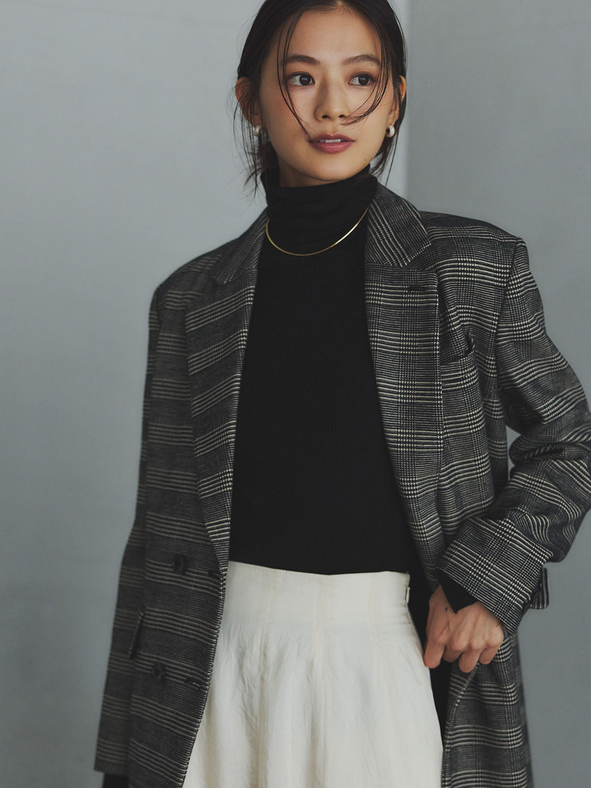 スラッシュリブニットトップス