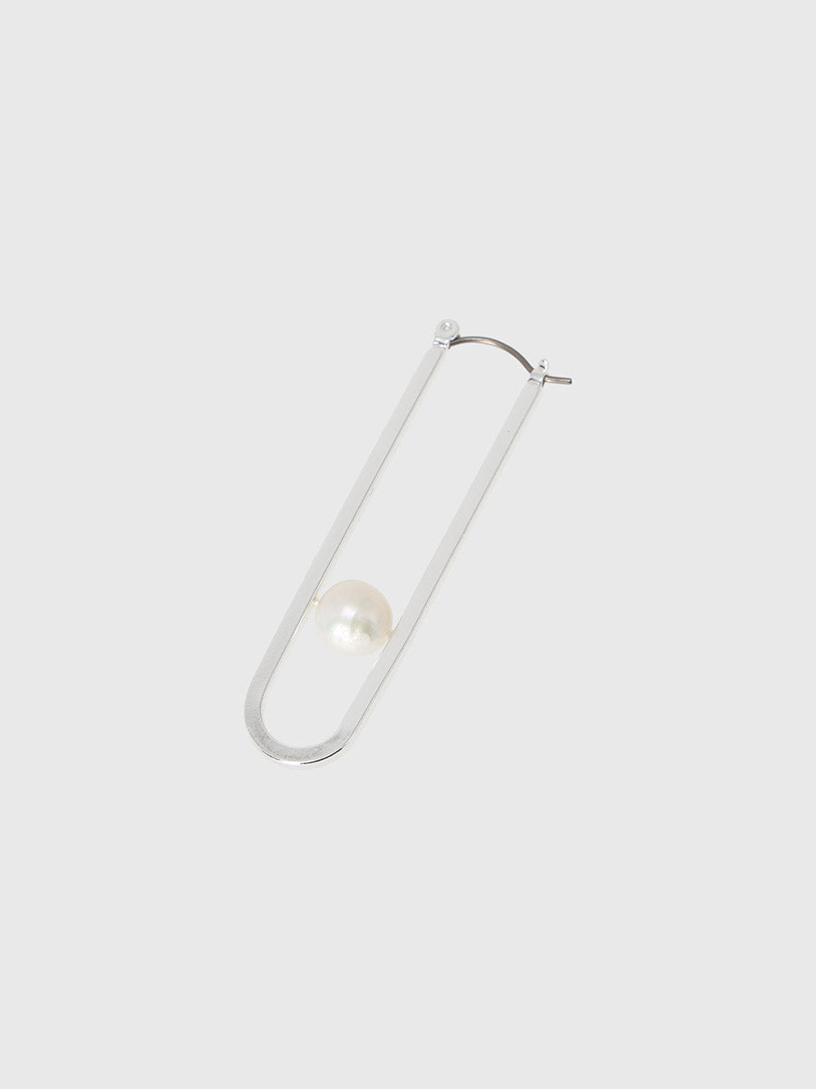 エンベデッドパールピアス