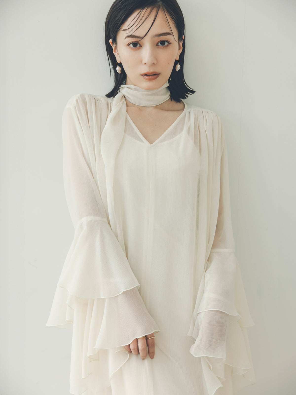 シフォンラッフルワンピース