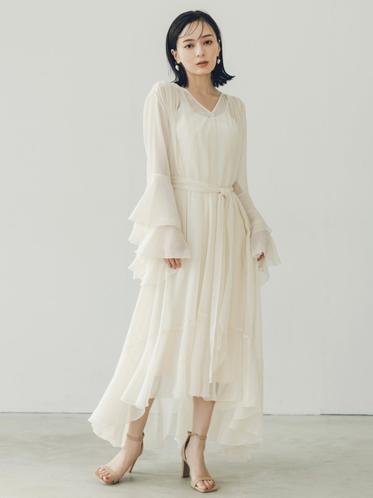シフォンラッフルワンピース