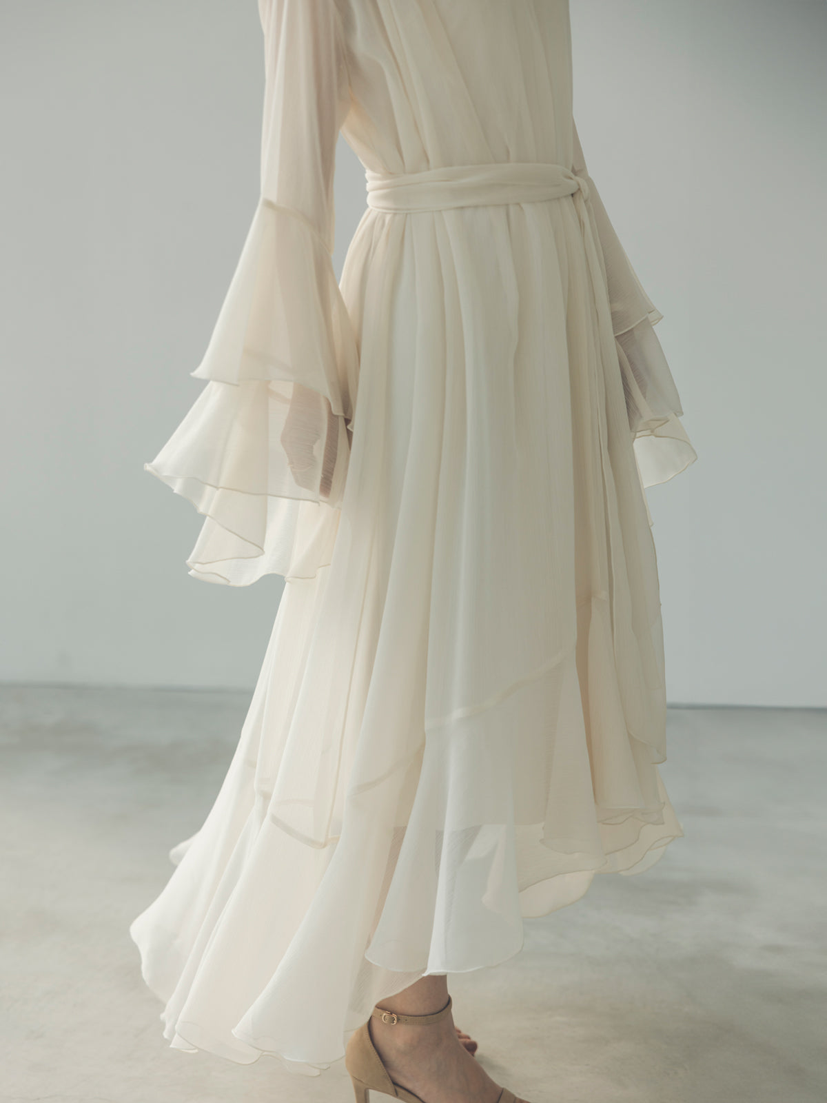 シフォンラッフルワンピース