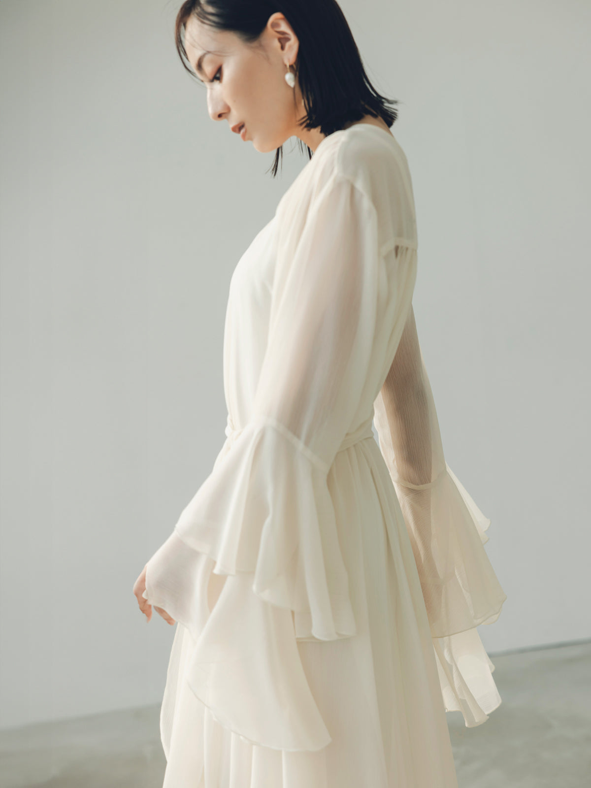 シフォンラッフルワンピース