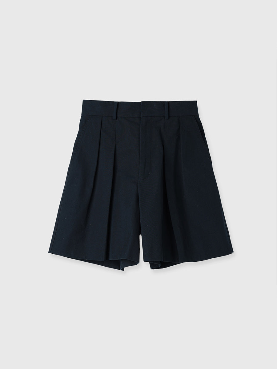 チノショートパンツ