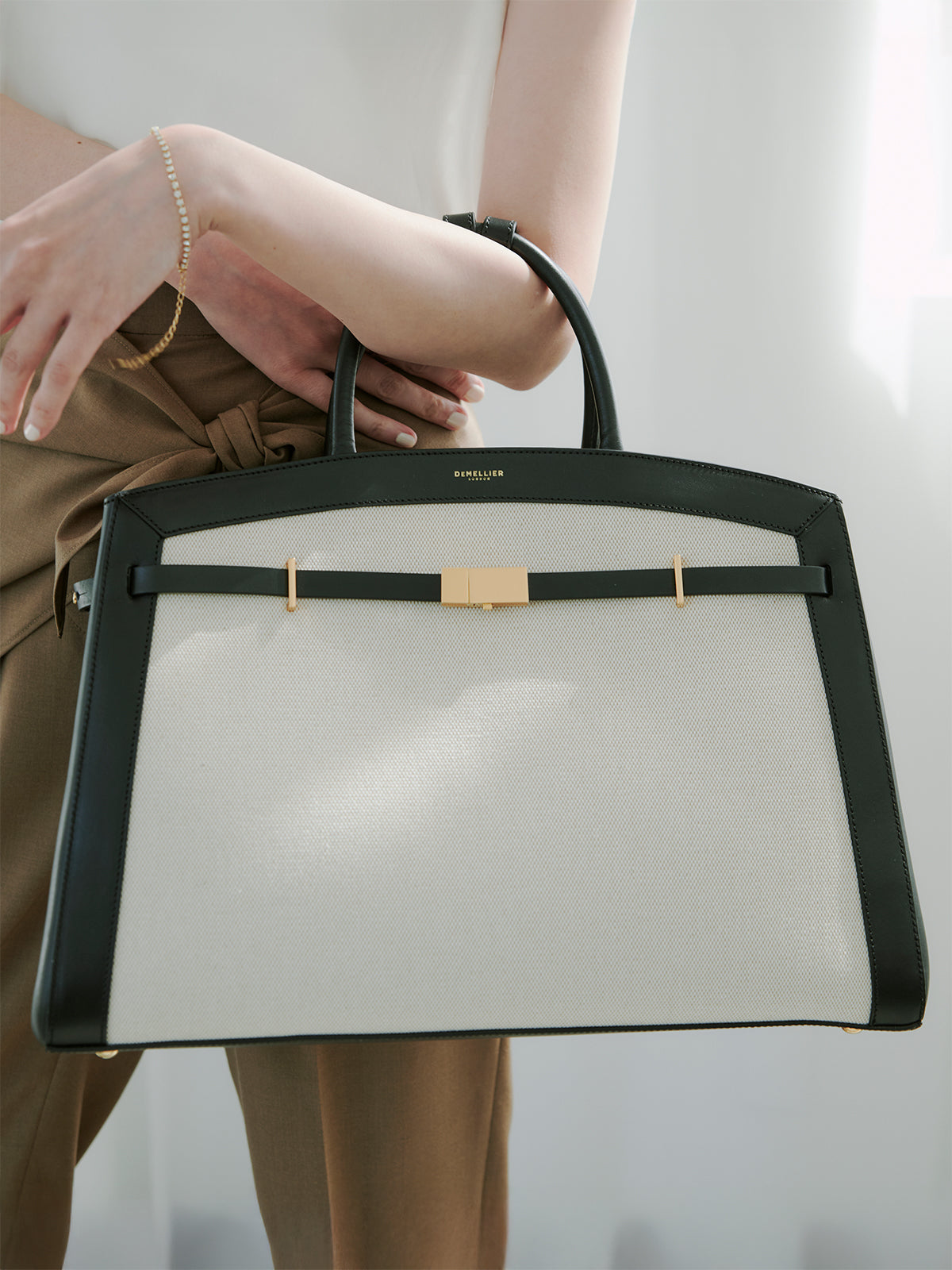 【DEMELLIER】The New York Top Handle
