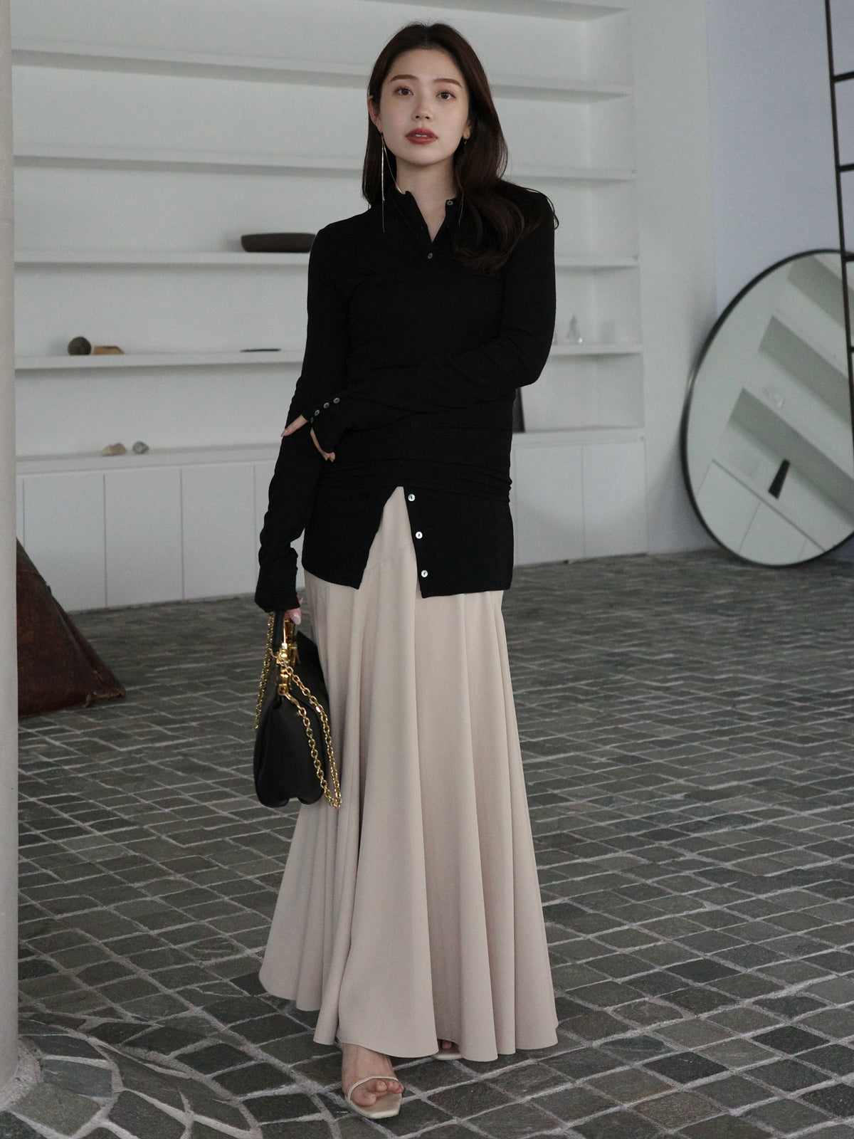 Light Double Satin Volume Narrow Skirt