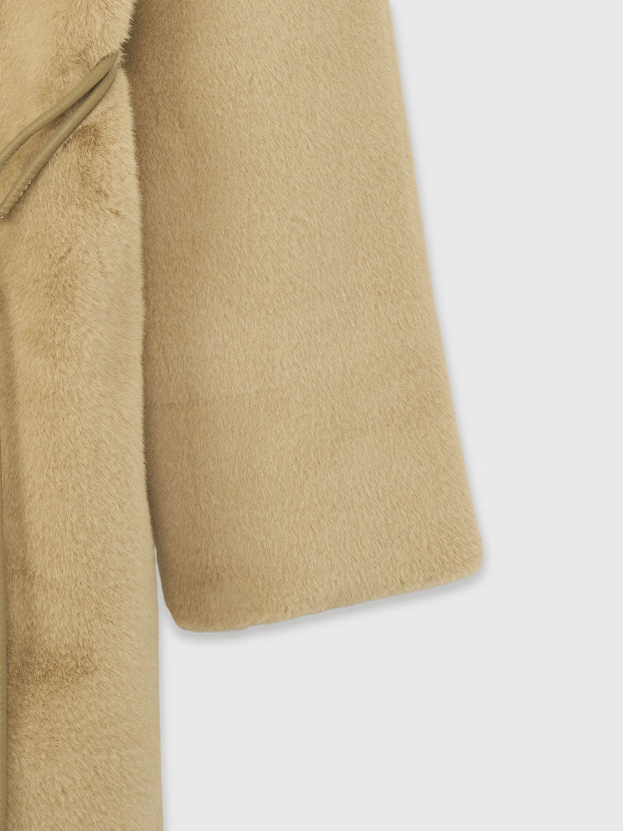 ECOPELノーカラーファーコート