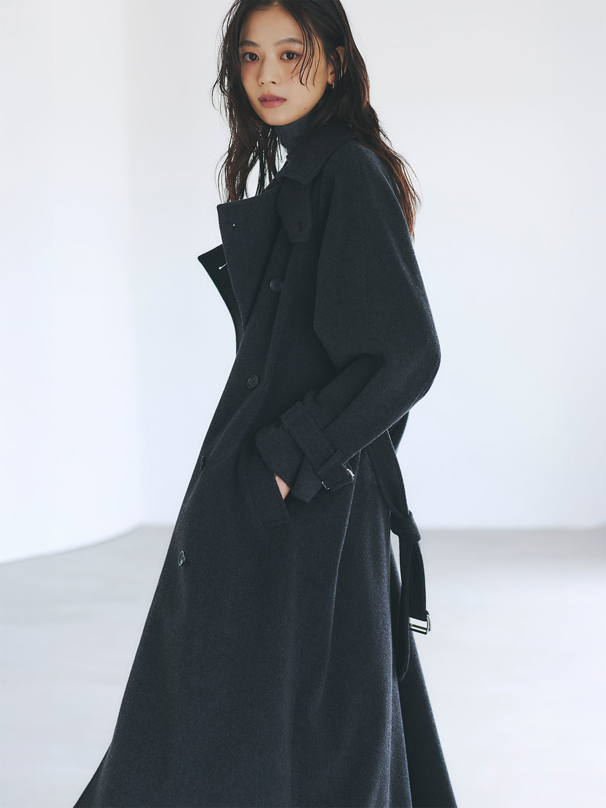 ウールトレンチコート