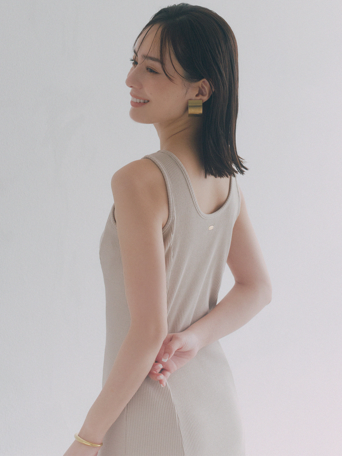 【OUR WACOAL×anuans】컵 인 머메이드 리브 컷 원피스