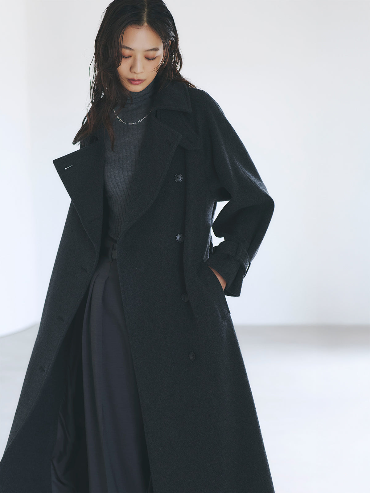 ウールトレンチコート