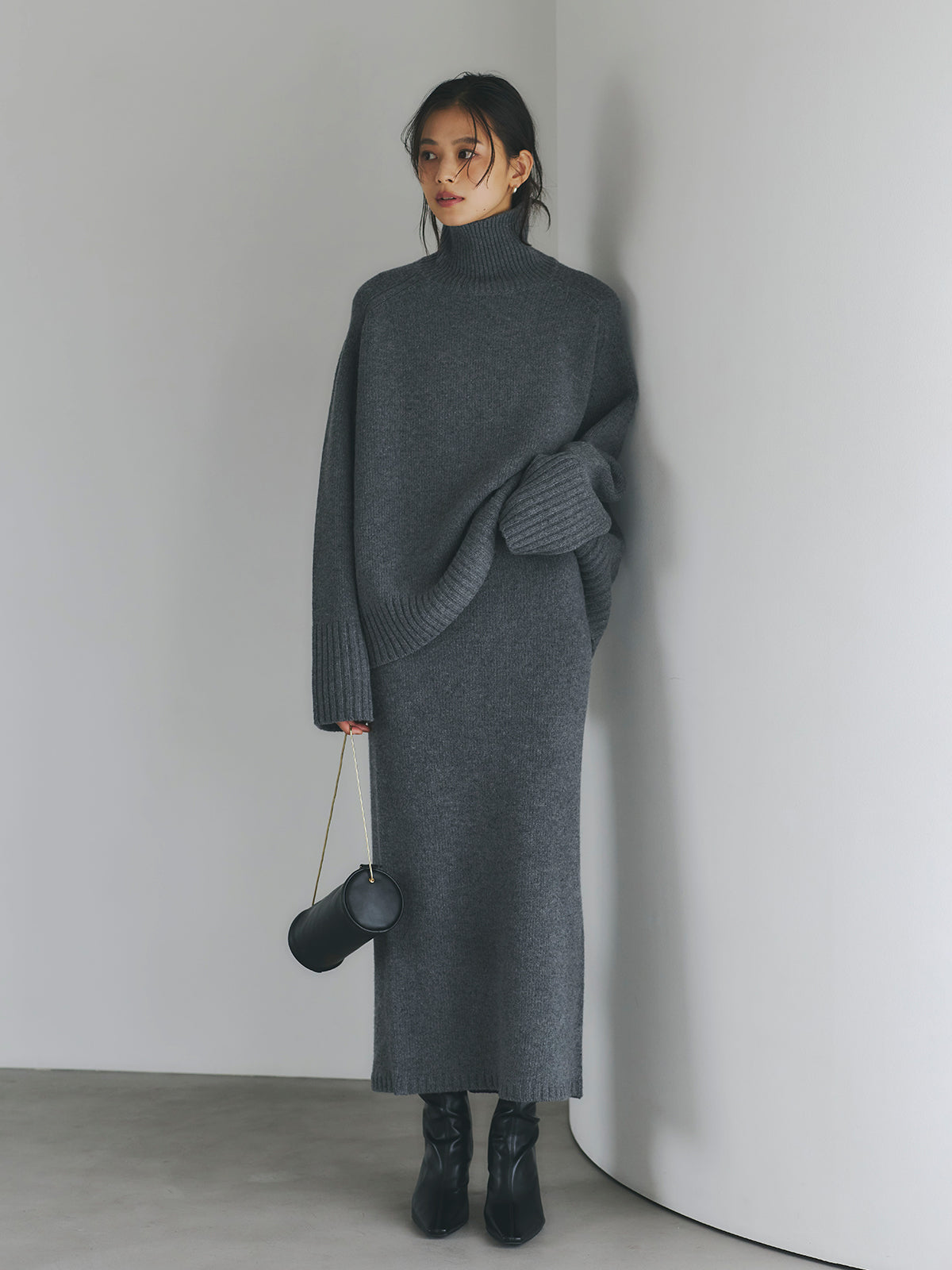 HAMILTONウールカシミヤタートルネックプルオーバー