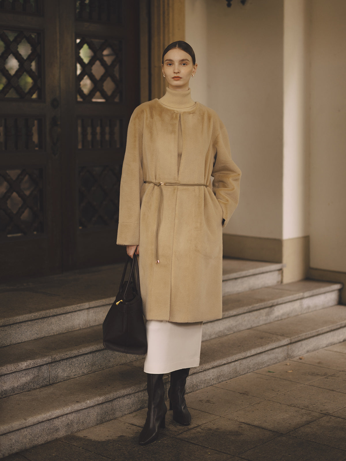 ECOPELノーカラーファーコート