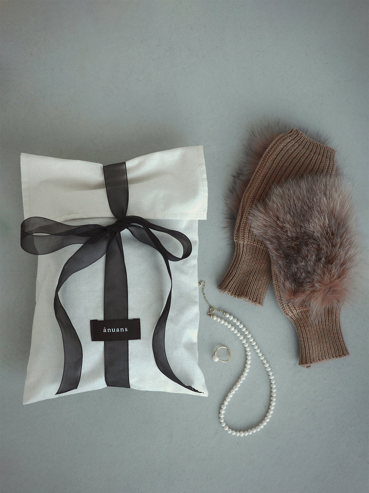 アクセサリーなどの小物におすすめのサイズです。