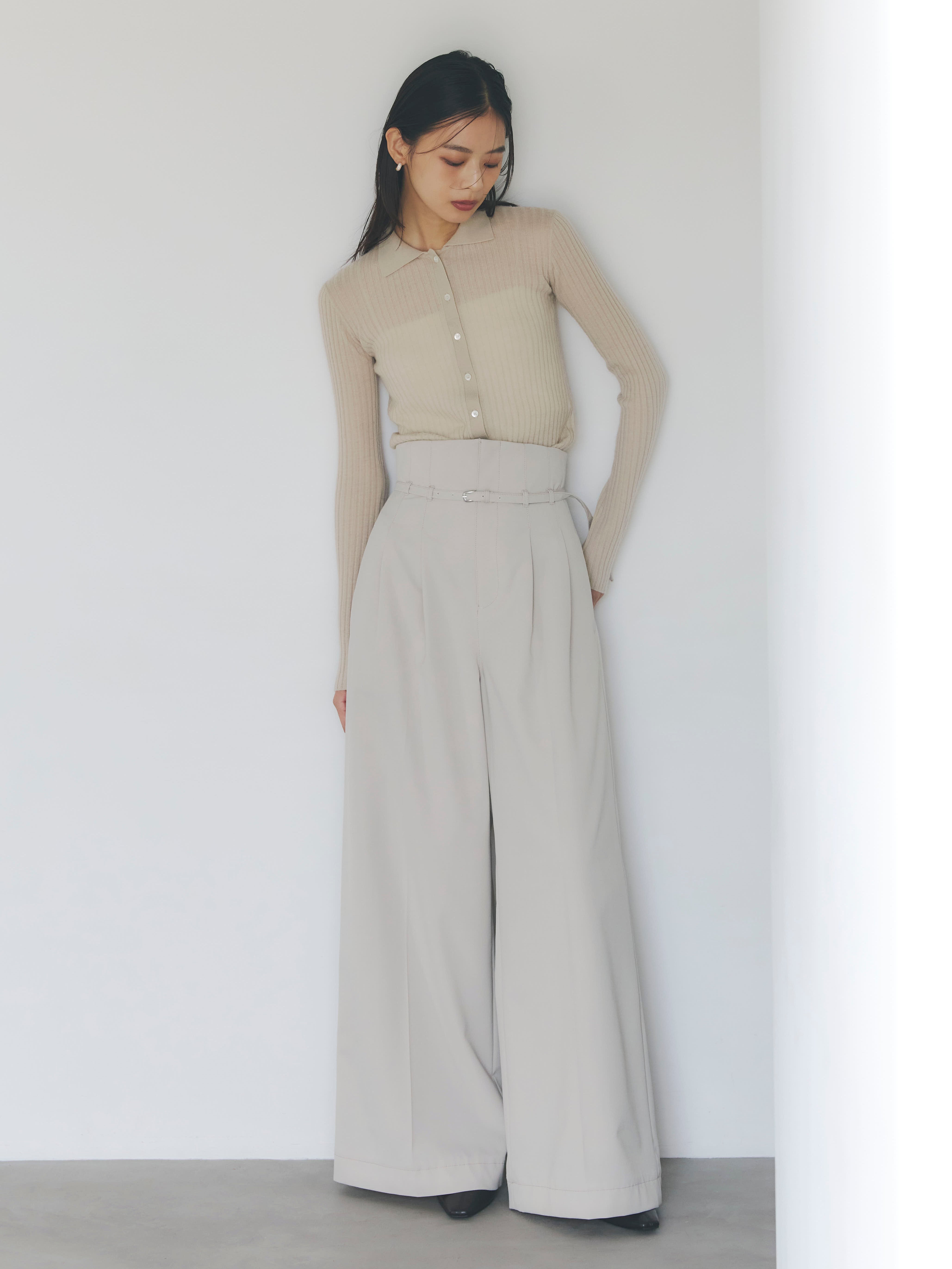 ベルテッドハイウエストパンツ