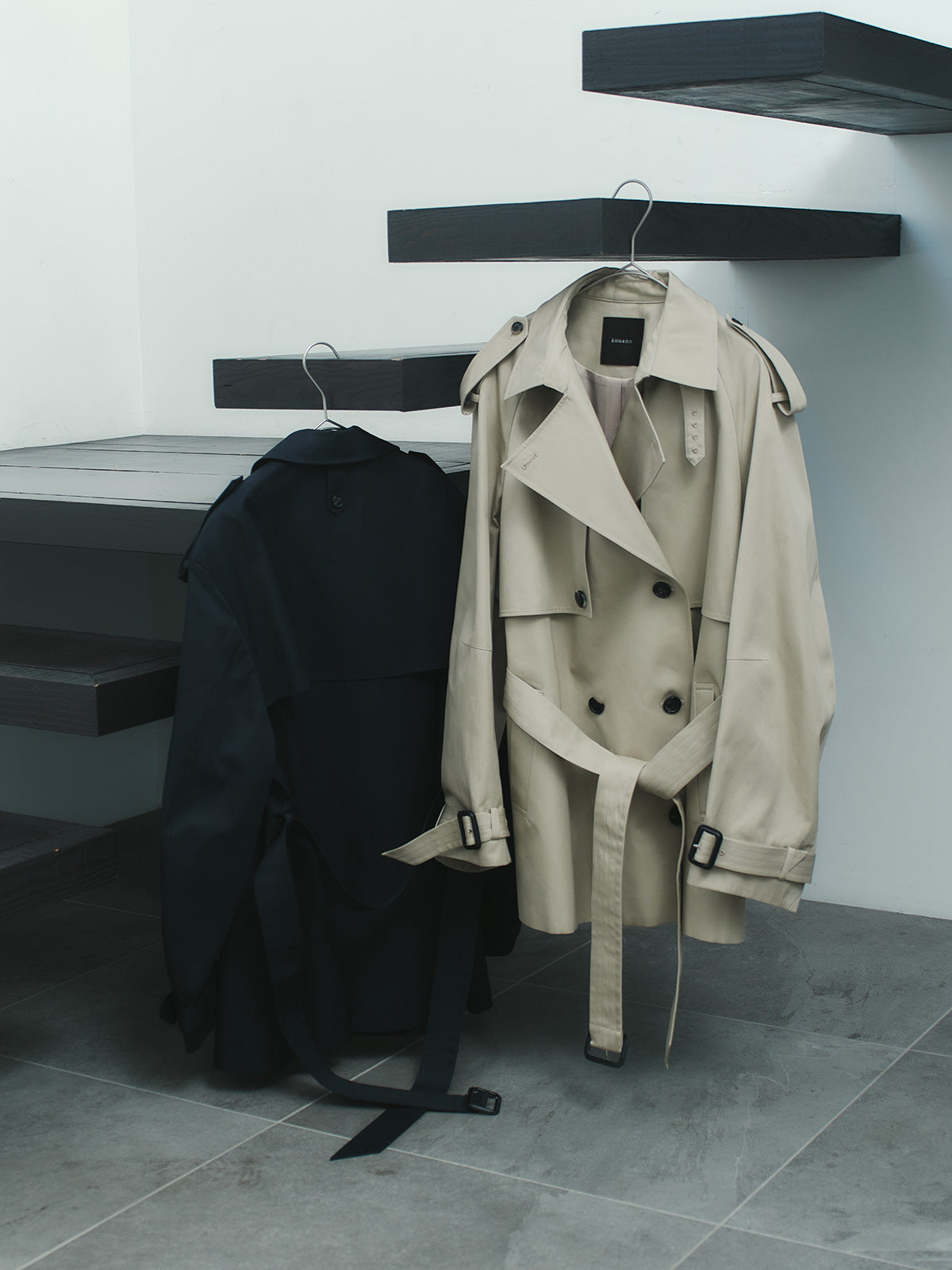 ハーフオーバートレンチコート