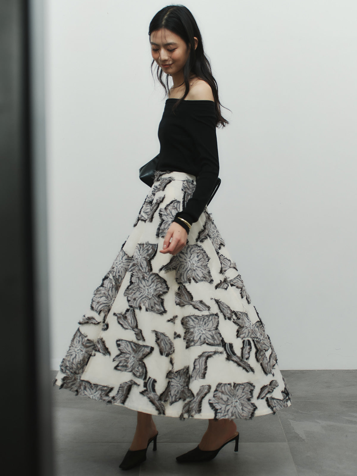 ボタニカルフラワーカットジャガードスカート